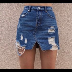 Zara high waisted distressed denim mini skirt  xs